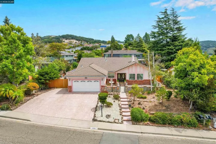 1220 Fascination Cir, Richmond, California 94803 — photo 4