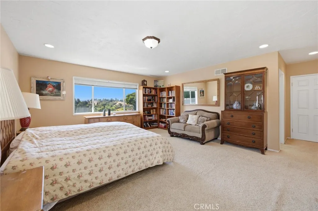 Primary Suite w/Views