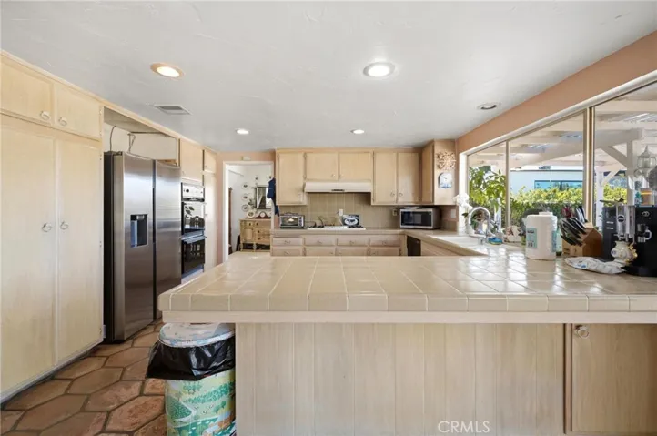Open Kitchen Area