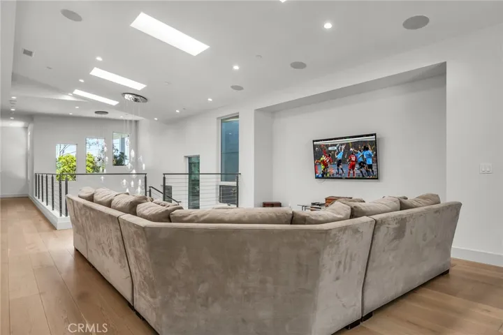 2nd floor family room