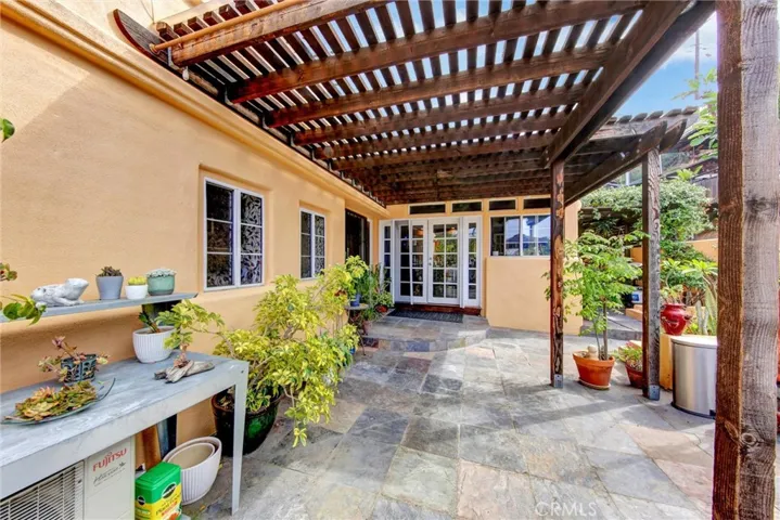 Front terrace