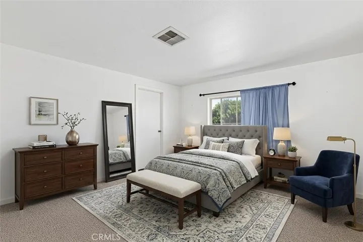 Guest bedroom