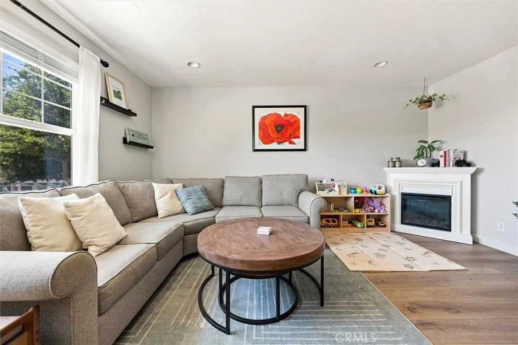 1043 Ella Street 11, San Luis Obispo, California 93401 — photo 4