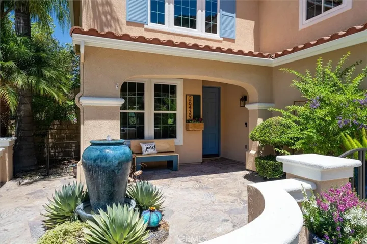 Charming Courtyard