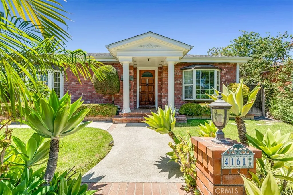 4161 Keever Avenue, Long Beach, California 90807 — photo 4