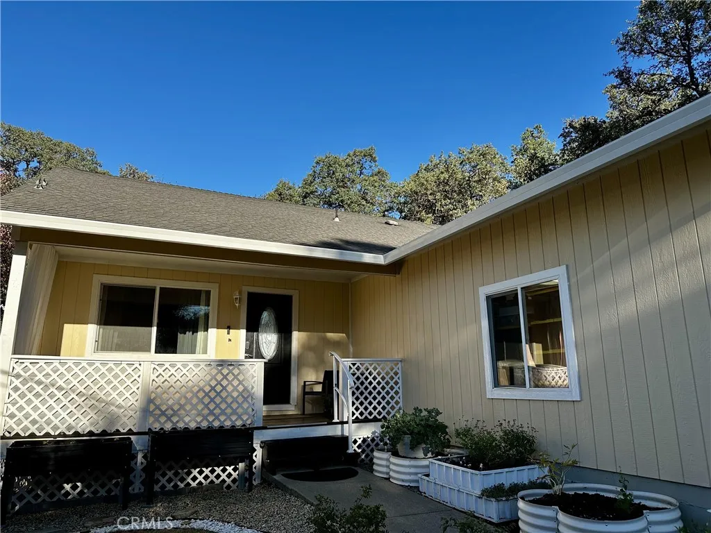 6189 Vallejo Ave