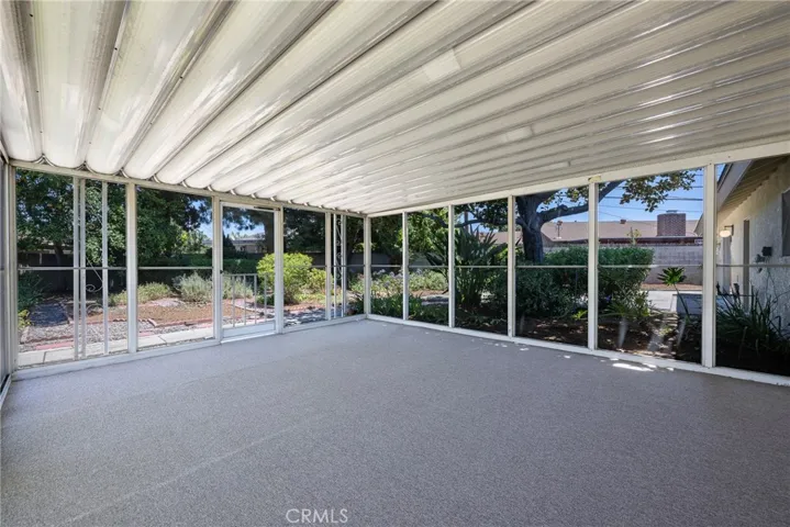 Love the outdoors but hate the pests? There are none here in this huge screened in porch.