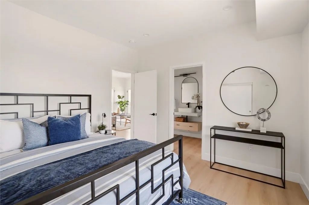 Second level bedroom