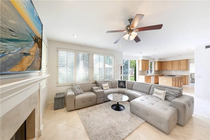 Open to kitchen