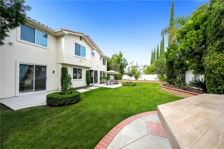 Spacious enclosed yard