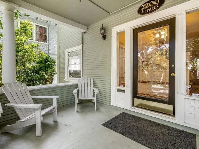 2200 L Street, Sacramento, California 95816 — photo 5