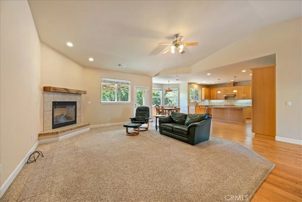 595 Red Cloud, Paso Robles, California 93446 — photo 4
