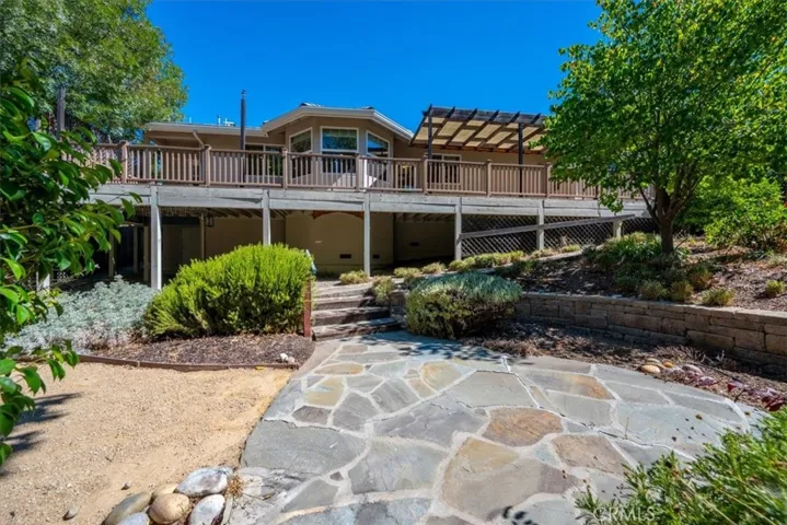 595 Red Cloud, Paso Robles, California 93446 — photo 4
