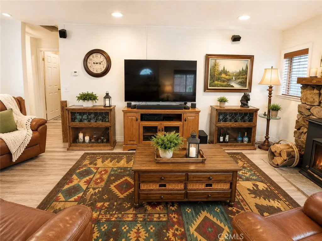 39893 Forest Road, Big Bear Lake, California 92315 — photo 4