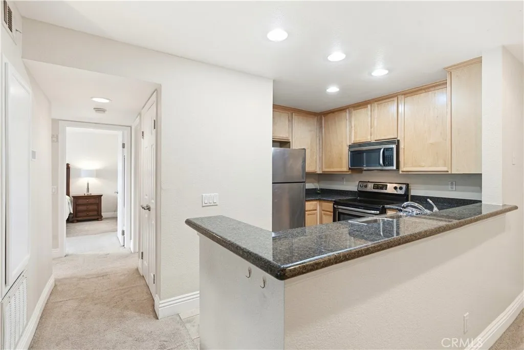 2380 Del Mar 305, Corona, California 92882 — photo 5