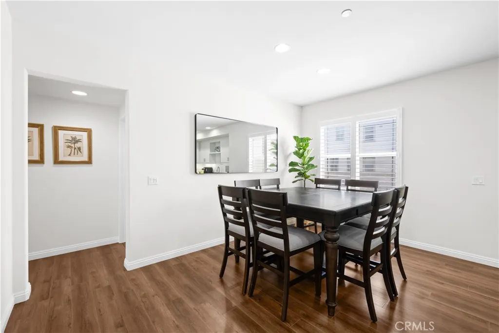 Room For Full Table