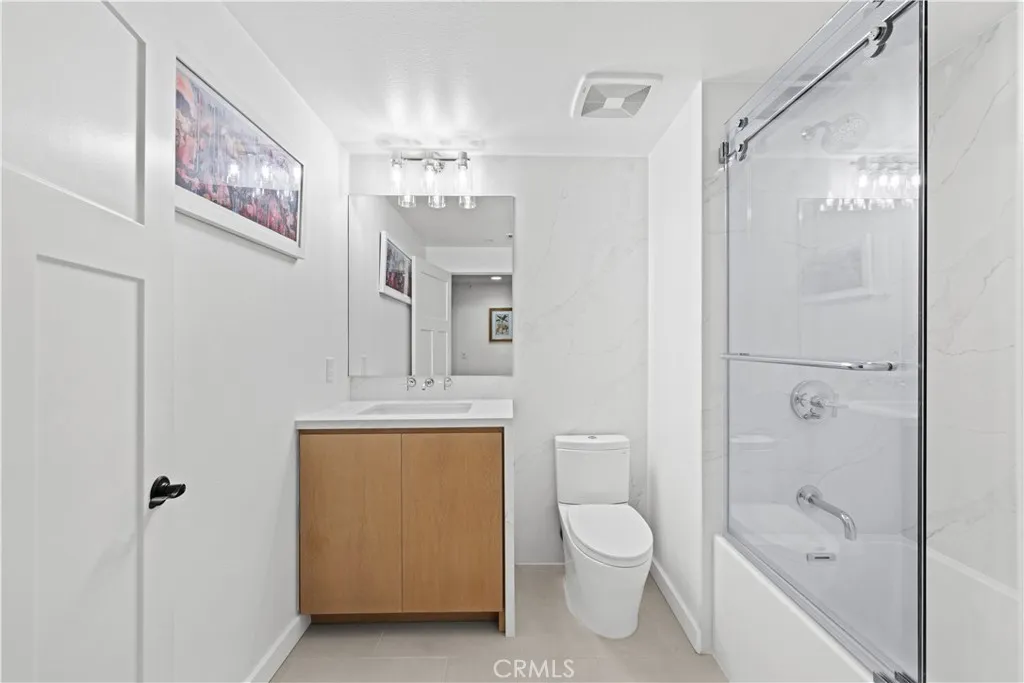 Custom Quartz Slab Shower