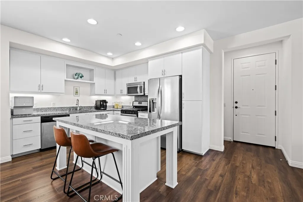 Breakfast Bar Seating