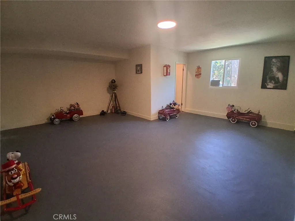 Enjoy the convenience of a spacious 2-car attached garage, adding comfort, functionality, and easy access to your home. Enjoy the convenience of a spacious 2-car attached garage, adding comfort, functionality, and easy access to your home.