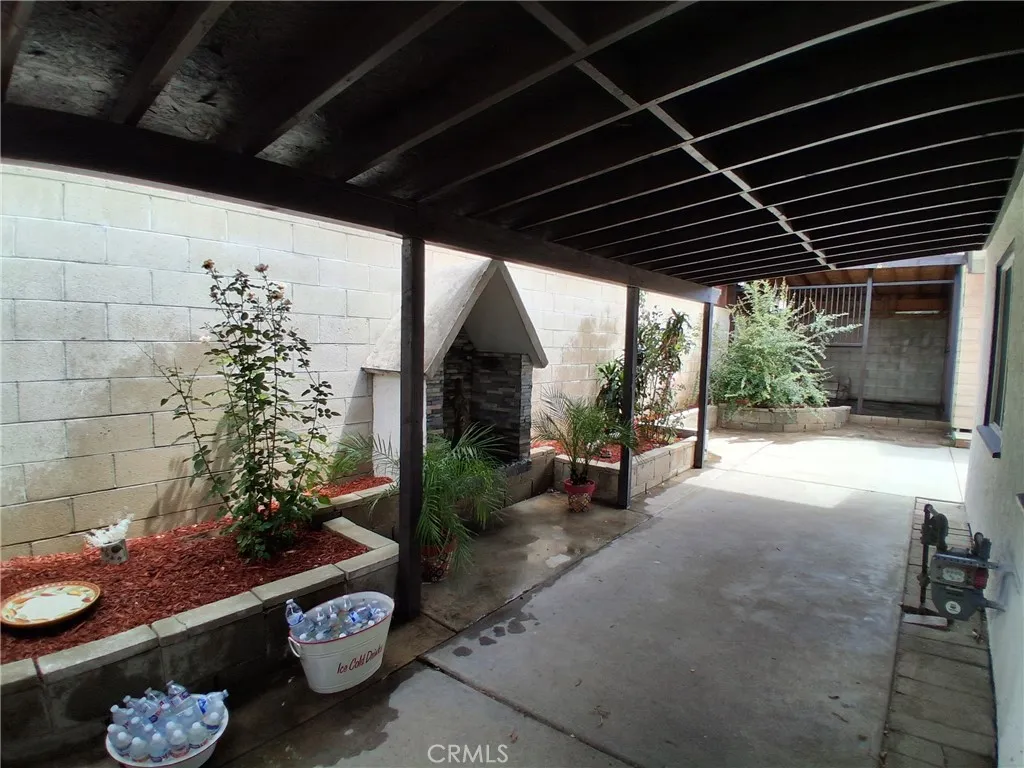 Sit back, relax, and enjoy your coffee in the cozy, shaded side patio area. Sit back, relax, and enjoy your coffee in the cozy, shaded side patio area.