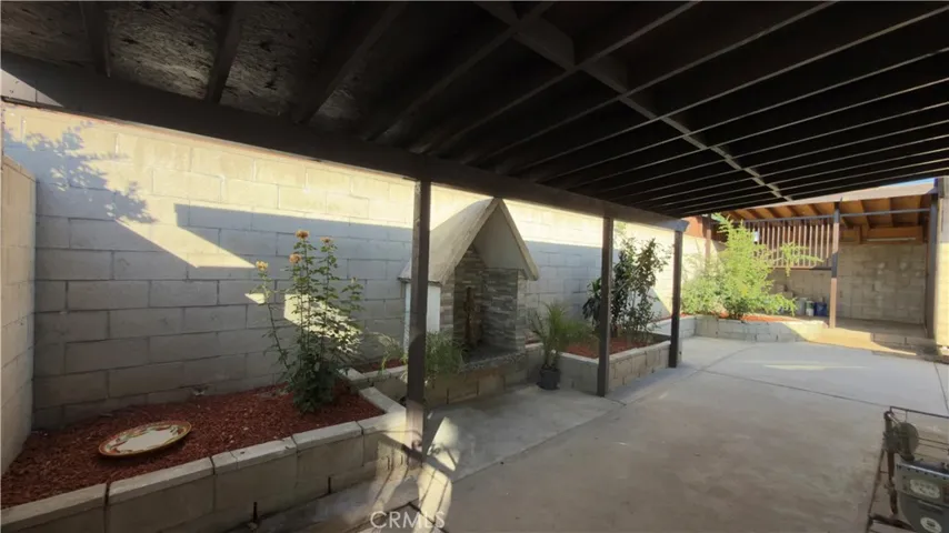 NICE KOOL PATIO AREA.
