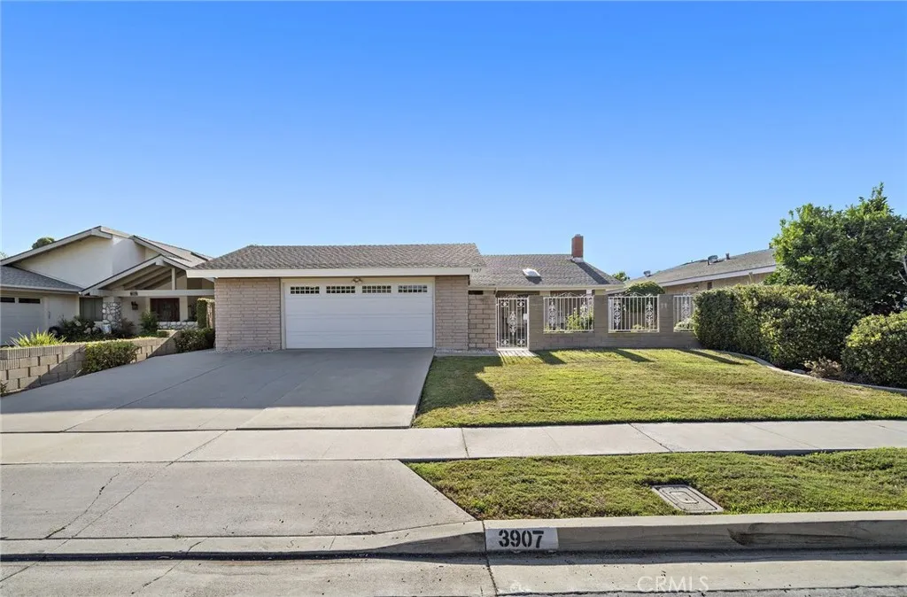 3907 Madonna Dr