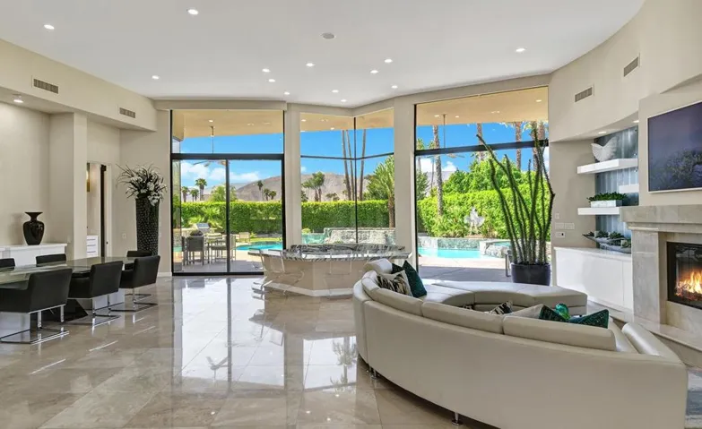 LIVING AND DINING SPACE TO VIEW