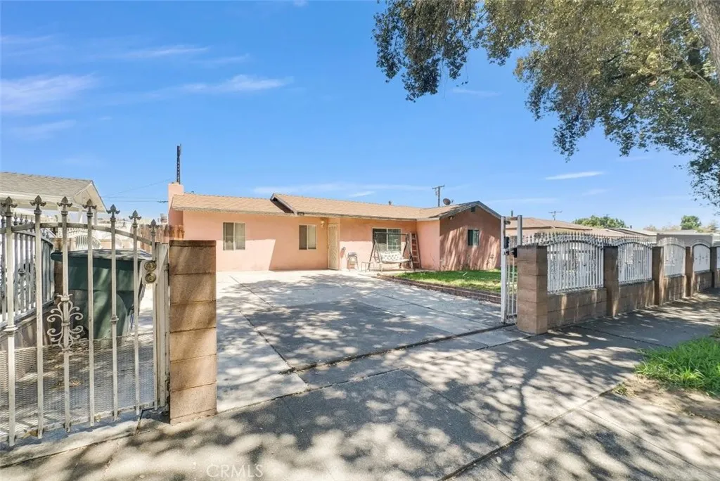 2295 Ramona