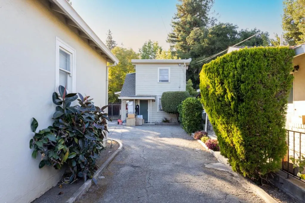 348352 Tyrella Avenue, Mountain View, California 94043 — photo 5