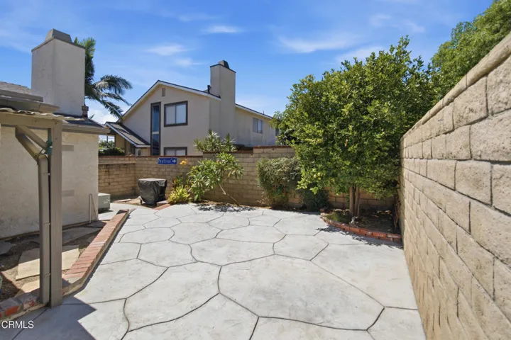 44_back patio