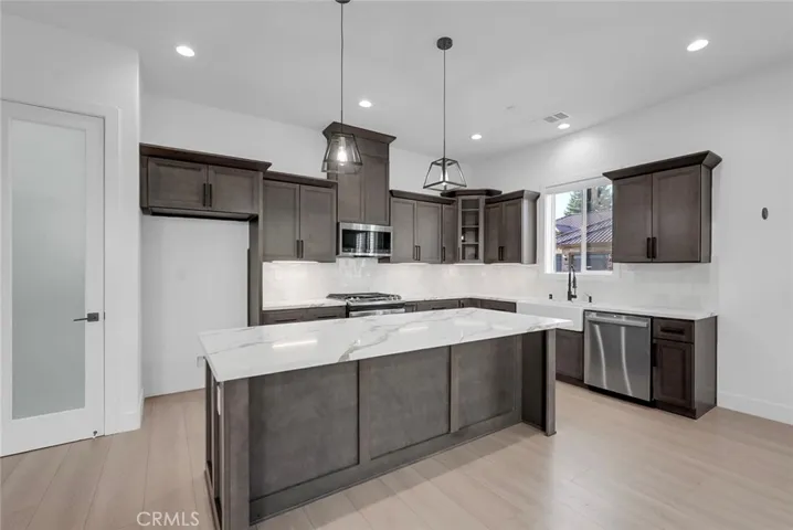 3394 Banbury, Merced, California 95340 — photo 5