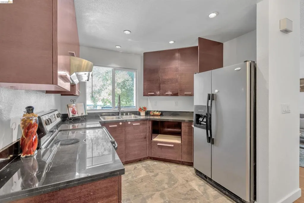 2955 Risdon Dr 88, Union City, California 94587 — photo 5