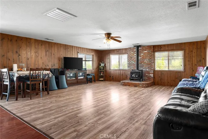 3325 Hall, Corning, California 96021 — photo 4