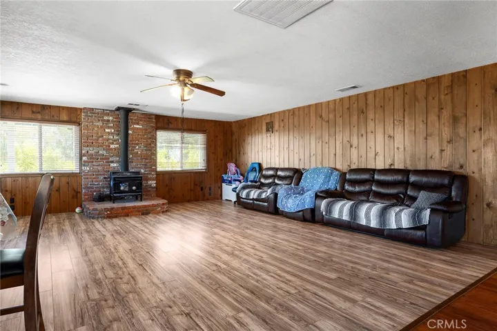 3325 Hall, Corning, California 96021 — photo 5