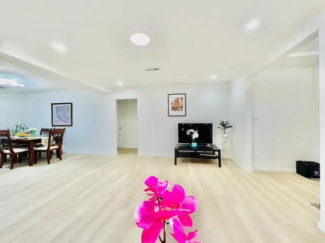 536 Flynn Avenue, Redwood City, California 94063 — photo 4