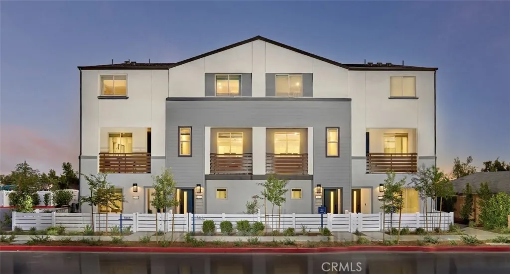 Model Exterior