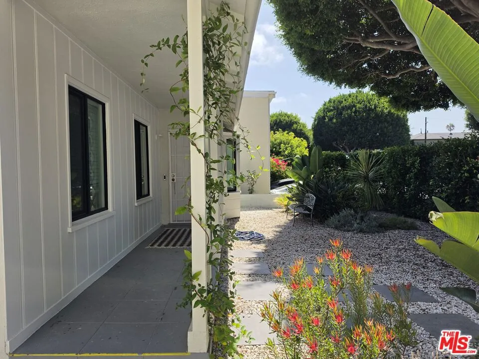 2310 Oak Street, Santa Monica, California 90405 — photo 4
