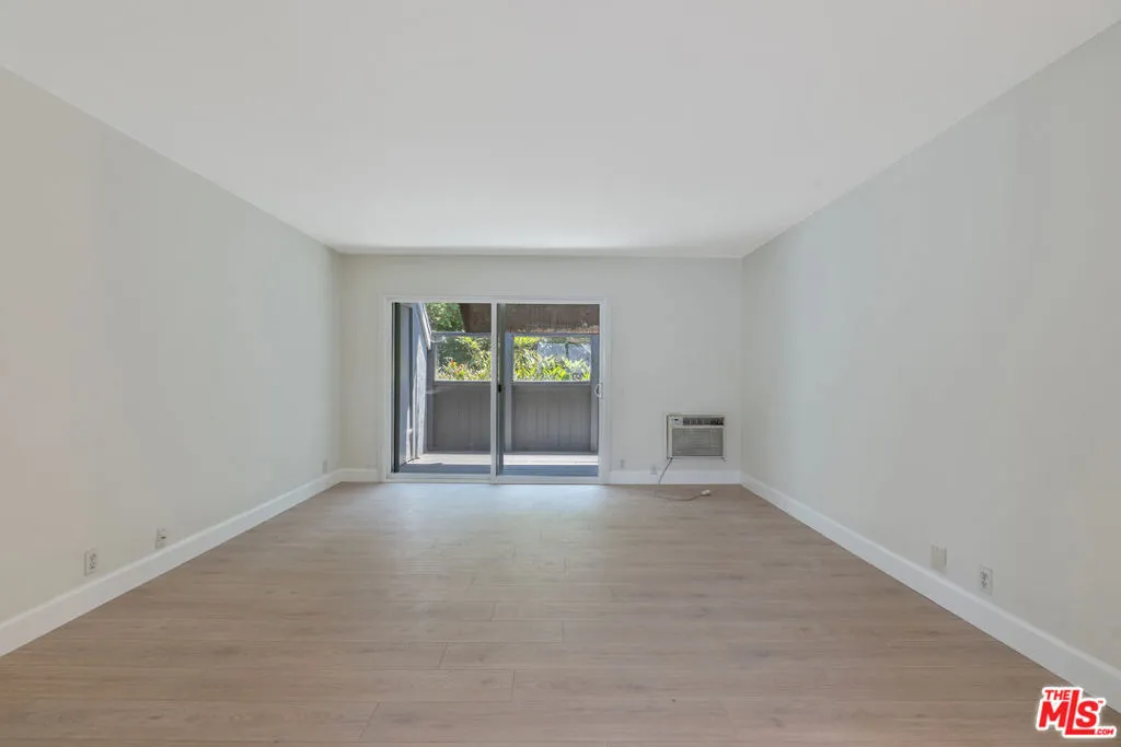 64 Eagle 34, Irvine, California 92604 — photo 4
