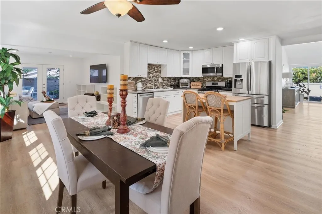 Open Concept Dining & Kitchen