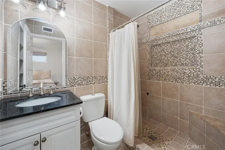 Primary Suite Bathroom