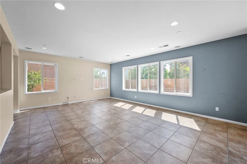 5430 Padua Way, Fontana, California 92336 — photo 4