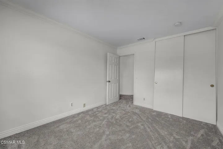 22 - Bedroom-