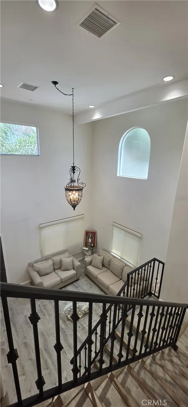 11739 Thorson Avenue, Lynwood, California 90262 — photo 4