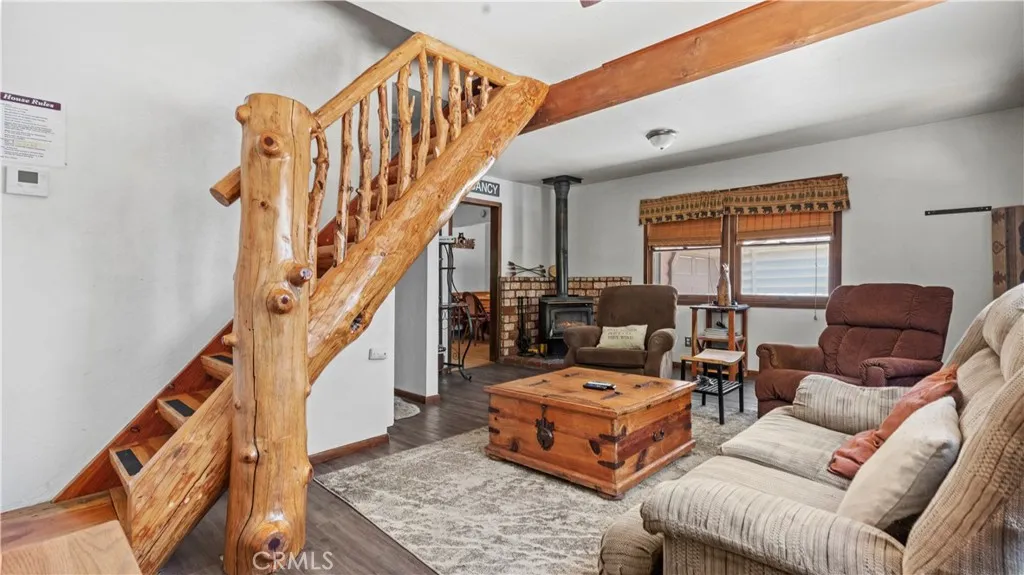 109 Arbor, Big Bear City, California 92314 — photo 5