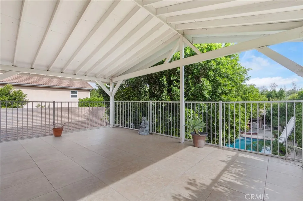9340 Burnet, North Hills, California 91343 — photo 5