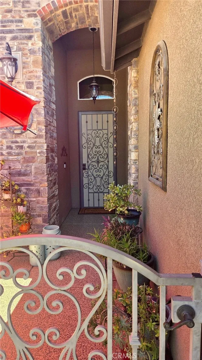1490 Laredo Court, Tulare, California 93274 — photo 4