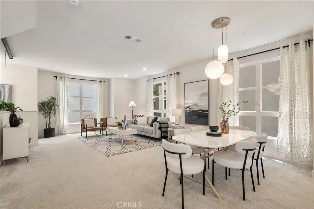 Main level - living area