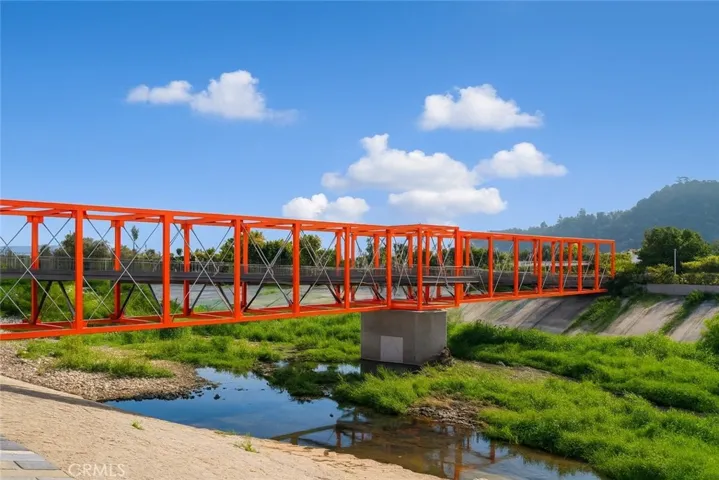 Taylor Yard Bridge to Frog Town - LA River