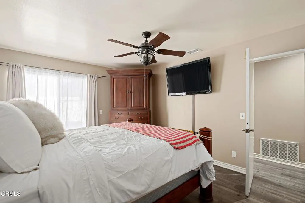 23-Primary Bedroom