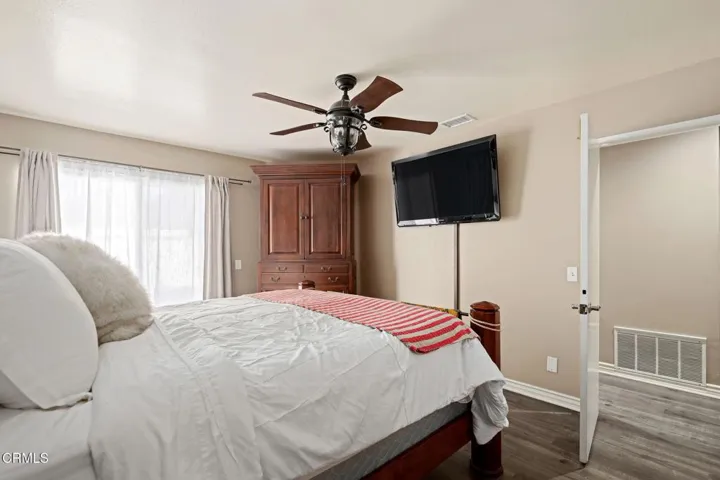 22-Primary Bedroom